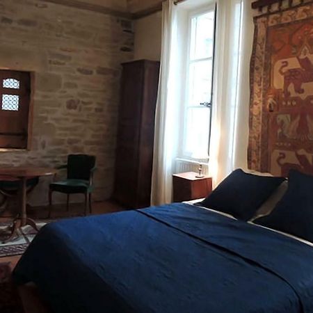 Maison Romane 1136 Cluny Eksteriør bilde
