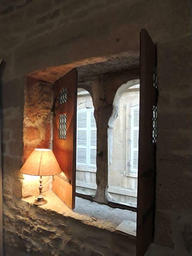 Maison Romane 1136 Cluny Eksteriør bilde