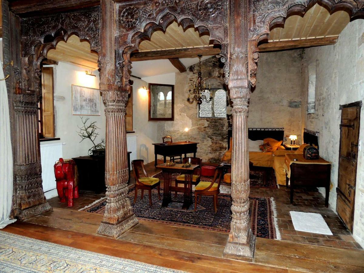Maison Romane 1136 Cluny Eksteriør bilde