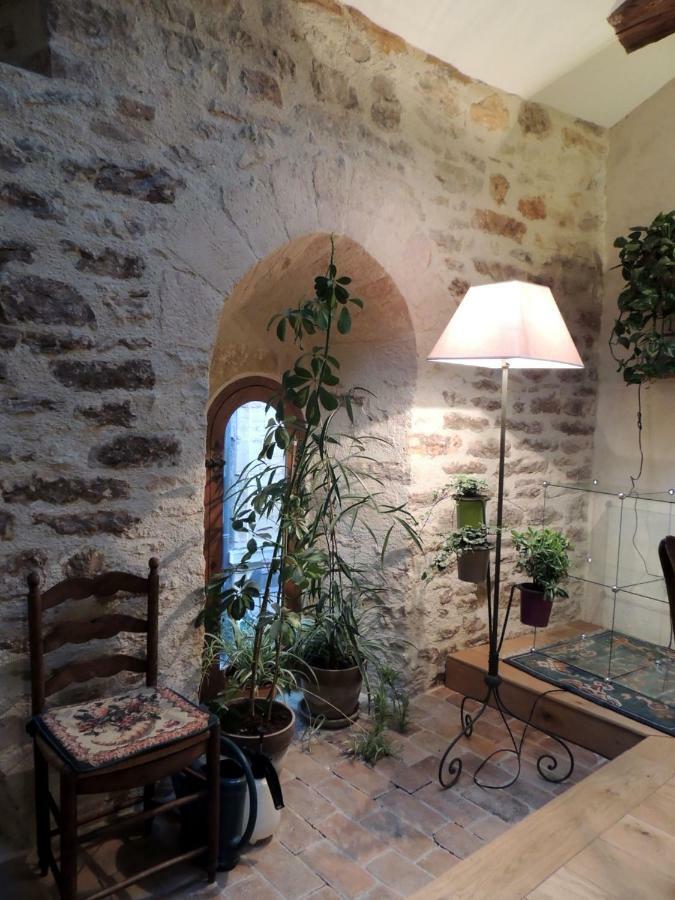 Maison Romane 1136 Cluny Eksteriør bilde